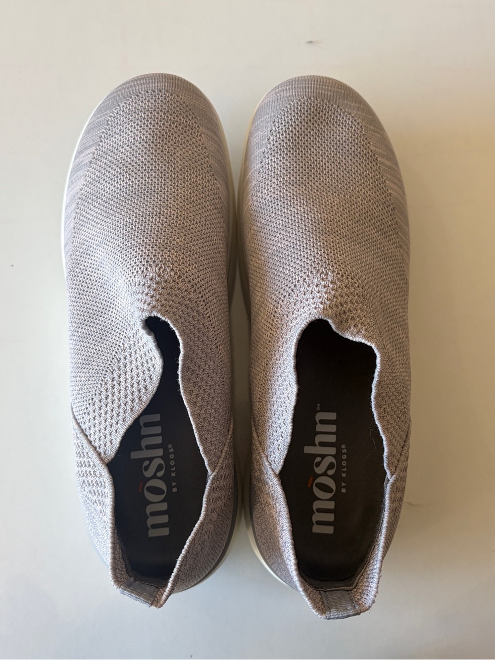 Moshn Women's Rise Slip-On Gray Comfort Arch Support Slip Resistant shoes 8.5